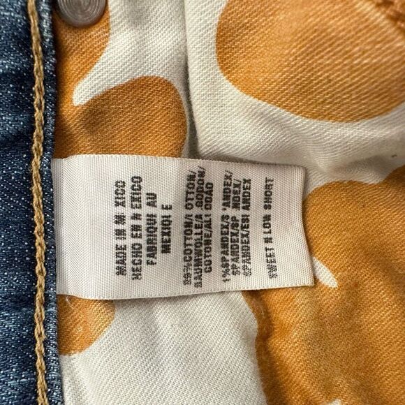 Lucky Brand Women's Gene Montesan Acid Wash Boot Cut Blue Jeans Size 4/27 - Picture 4 of 4